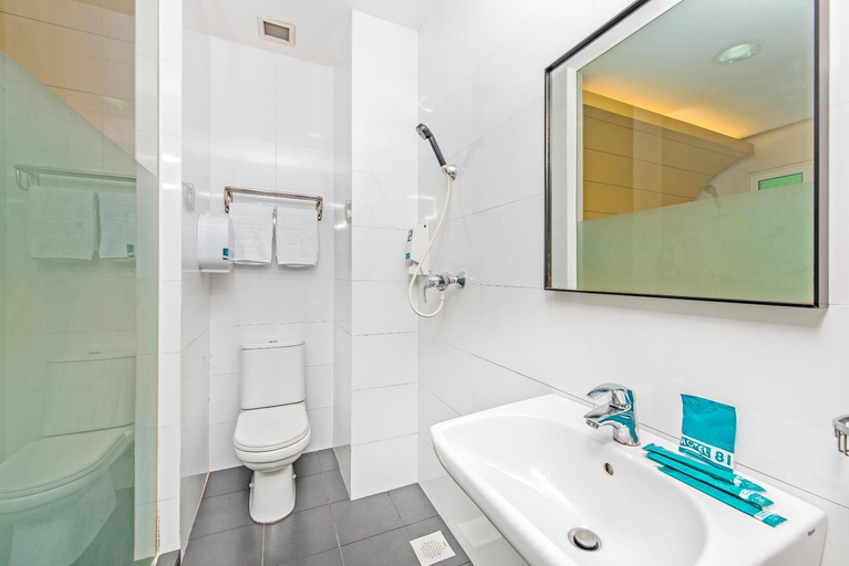 Bathroom 3