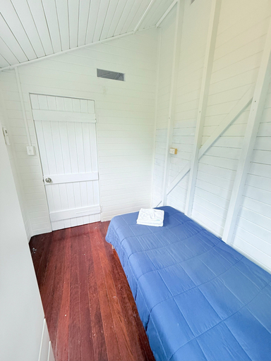 Bedroom 3, Beach accommodation shared facility, Livingstone - Pt B