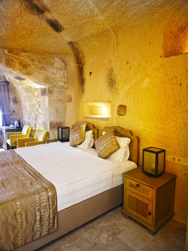 Bedroom 4, Acropolis Cave Suite, Ürgüp
