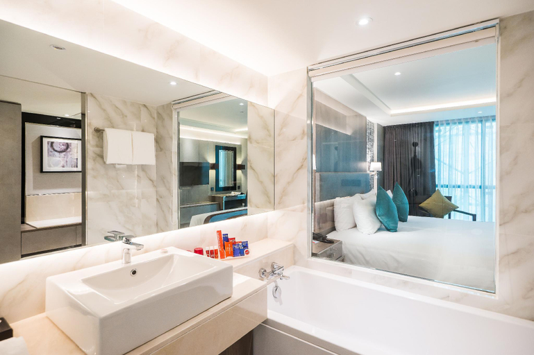 Bathroom 21