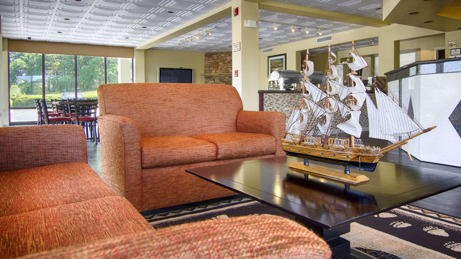 Public Area 2, Best Western Cades Cove Inn, Blount