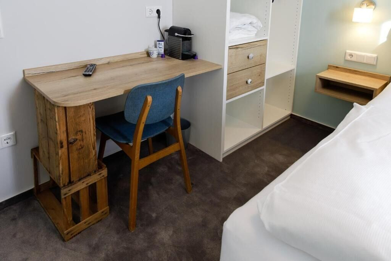 Bedroom 6