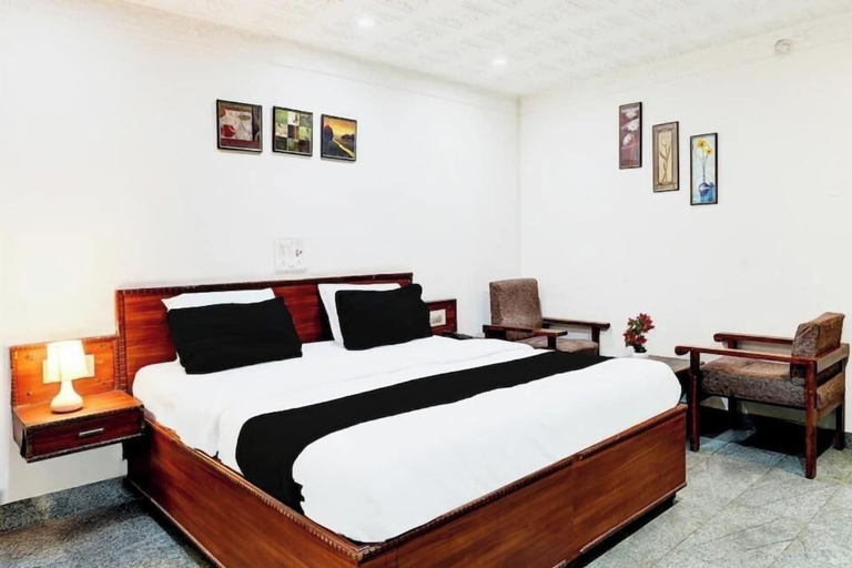 Others 4, Sapthagiri Hotel Near Saptagiri Circle, Anantapur