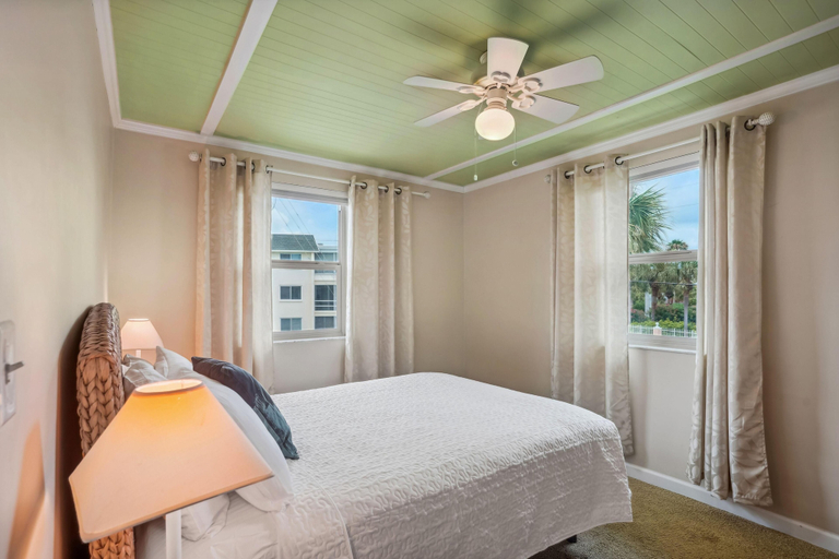 Bedroom 2, Friendly Native 507, Pinellas