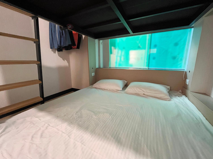 bedroom 17