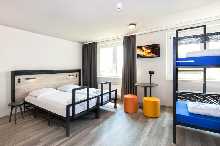 Bedroom 3, a&o Frankfurt Ostend, Frankfurt am Main