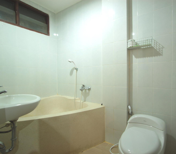 Bathroom 5, Bakung Sari Resort and Spa, Badung