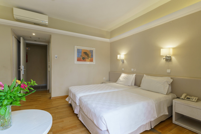 Bedroom 3, Pearl Beach Hotel, Crete