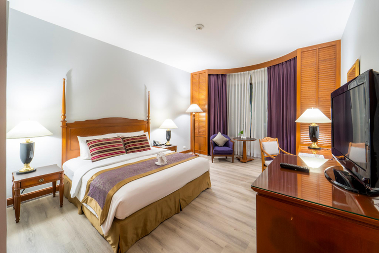 Bedroom 24