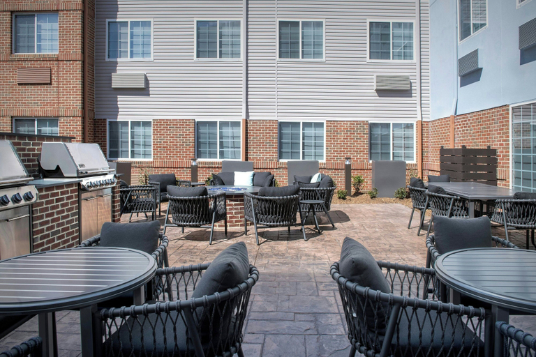 Food & Drinks 5, TownePlace Suites by Marriott Annapolis, Anne Arundel