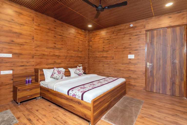 Bedroom 1, Mountain Villa Mussoorie, Dehradun