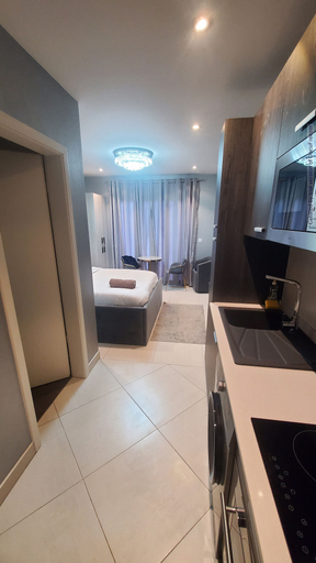 Bathroom 5, The Lennox Suites by Cozy, Accra
