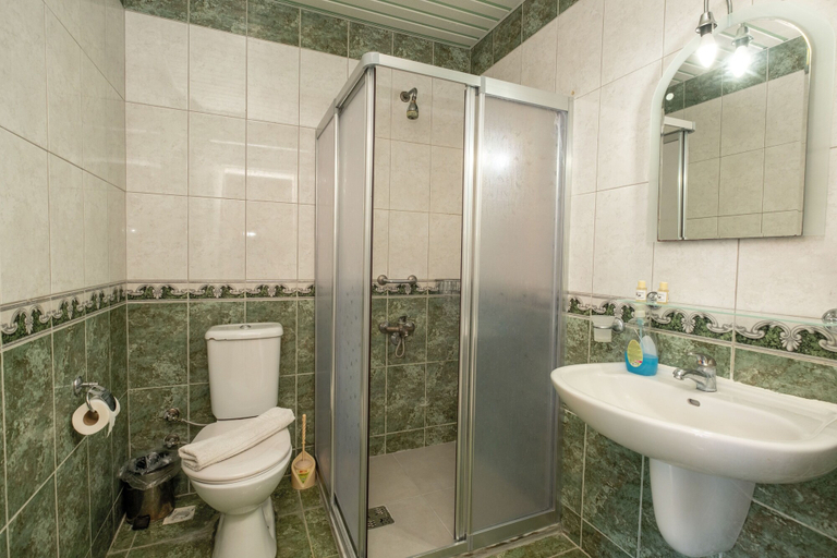 Bathroom, infinity hotel, Kemer