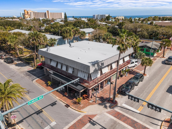 Exterior & Views 2, Flagler Suites 3, Volusia