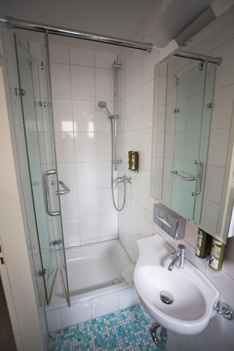 Bathroom 5