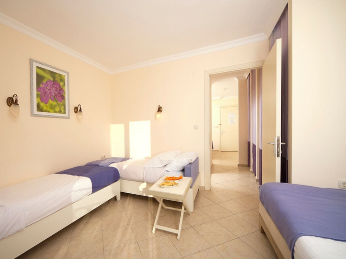 Bedroom 4, Club Resort Atlantis - All inclusive, Seferihisar