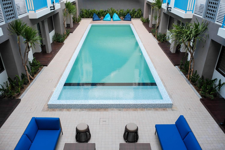 Swimming Pool 10