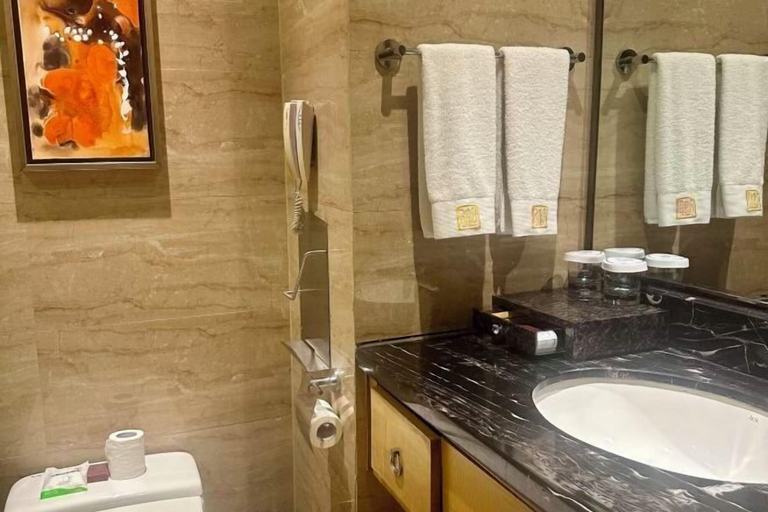 Bathroom 4, Ziyu International Holiday Hotel, Chengde