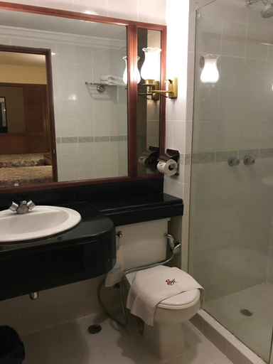 Bathroom 4, The Executive Hotel Lahad Datu, Lahad Datu