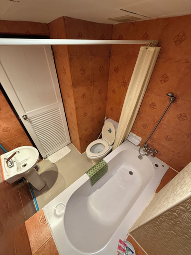 Bathroom 8