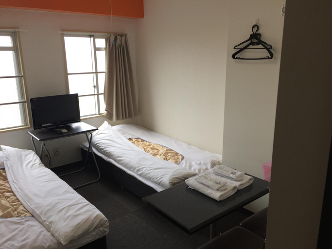 Bedroom 4, New Shochikubai Hotel, Nagoya