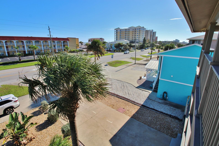 Others 1, The Tiki Townhouse, Volusia