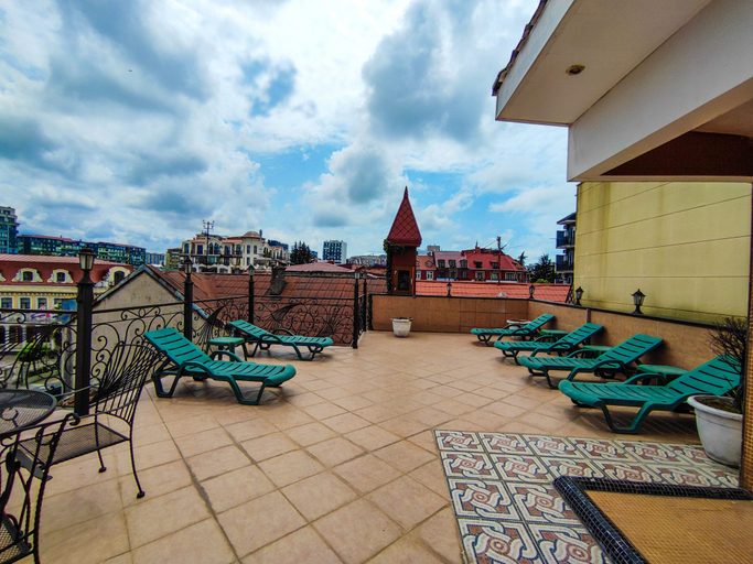 Others 5, Old City, Batumi