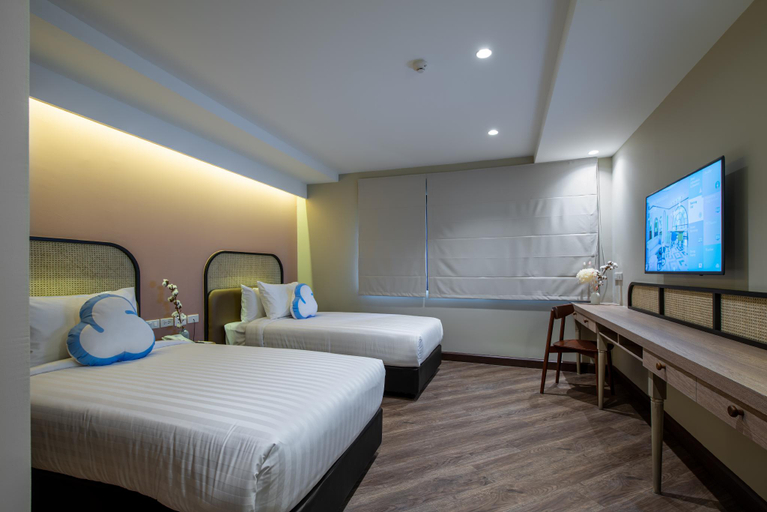 Bedroom 25