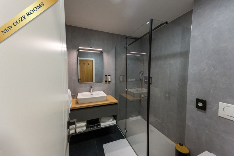 Bathroom 4, Hotel Jarun, Zagreb