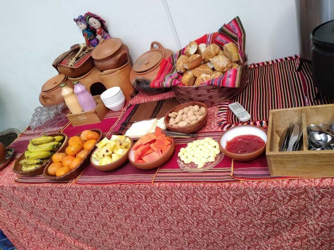 Food & Drinks 5, Hostal Recoleta Sur, Oropeza