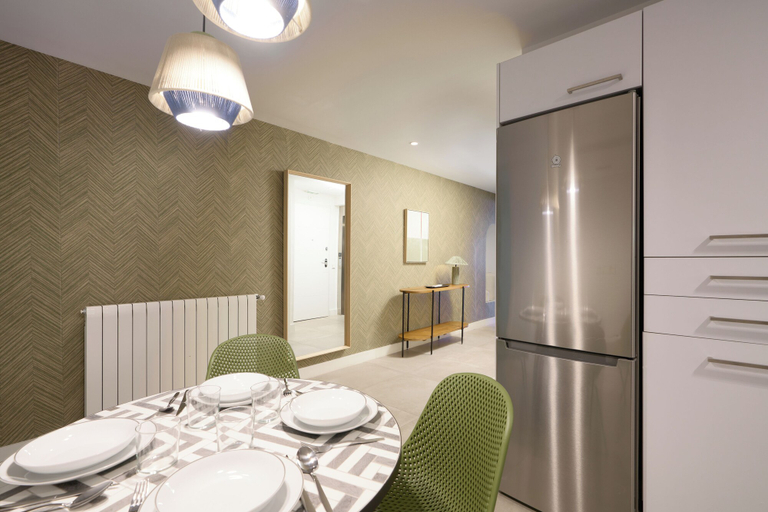 Others 2, San Francisco Top-Luxury by Homing U, Sevilla
