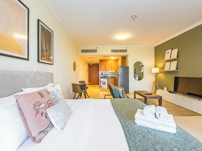 Bedroom 3, Stylish Studio Escape in the Heart of JLT, Dubai