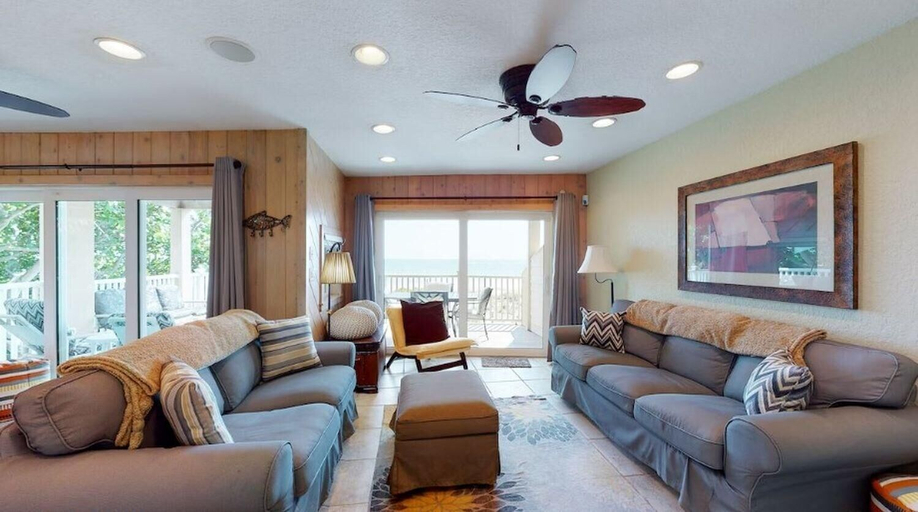 Others 3, Beach Haven #C7, Pinellas