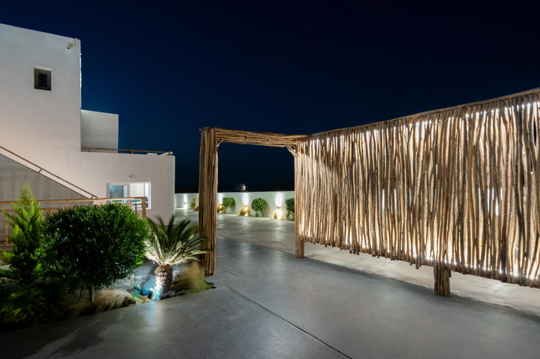 Public Area 2, Amethyst Luxury Suites Oia, South Aegean