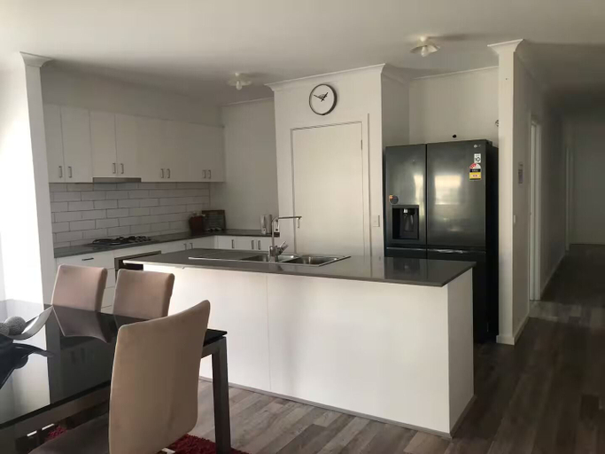 Others 3, Serenity Home 9 by Hiverooms, Cardinia - Pakenham