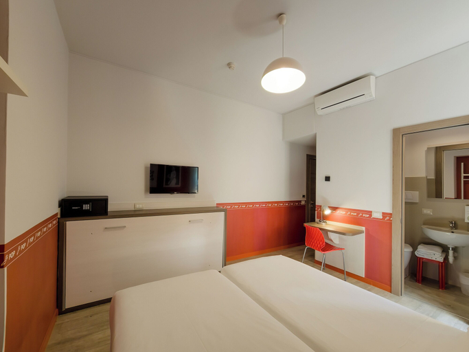 Bedroom 10
