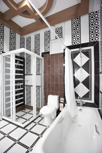 Bathroom 5, KTK Pattaya Hotel and Residence, Pattaya