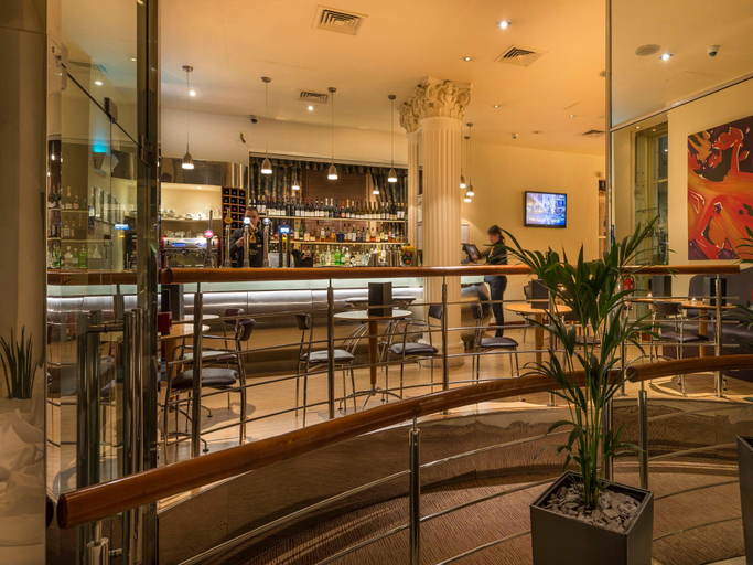 Food & Drinks 4, Corus Hotel Hyde Park, London