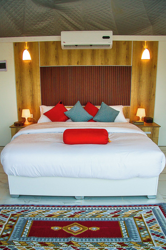 Bedroom 2, Desert Season Camp, Quaira