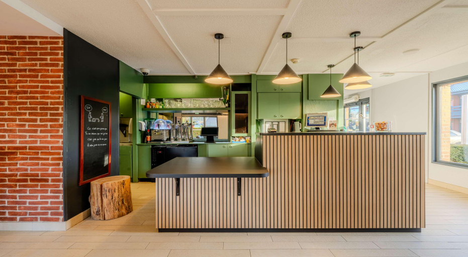 Public Area 3, Campanile NATURE - Aix Les Bains, Savoie