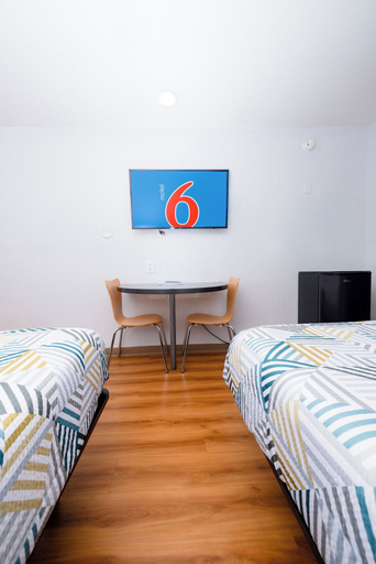 Bedroom 4, Motel 6 Ontario, CA - Airport, San Bernardino