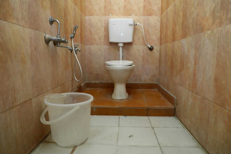 Bathroom 5, Shiva Nest, Tiruchirappalli