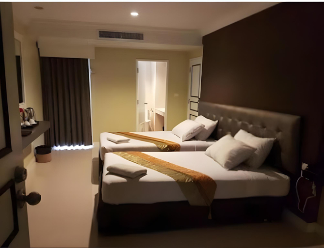 Bedroom 18