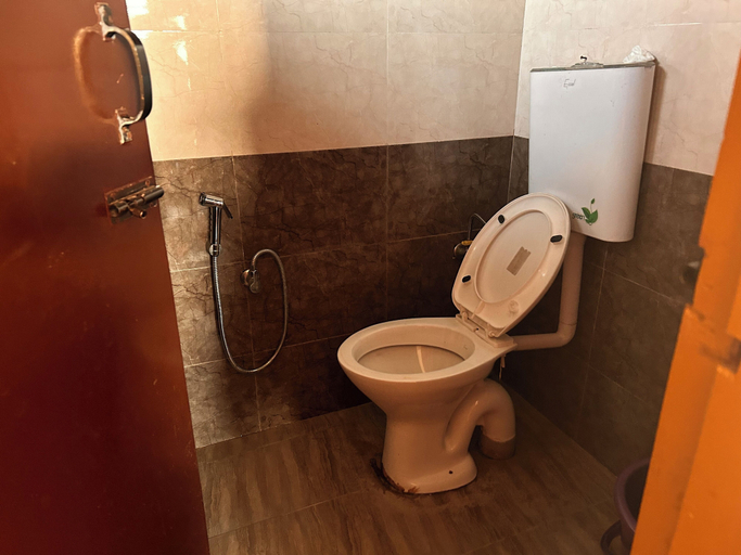 Bathroom 2, WANI APARTMENTS BEMINA SRINAGAR, Srinagar