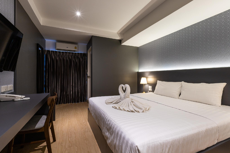 Bedroom 12