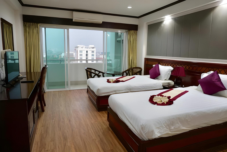 Bedroom 6
