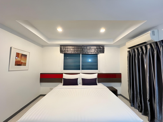 Bedroom 12