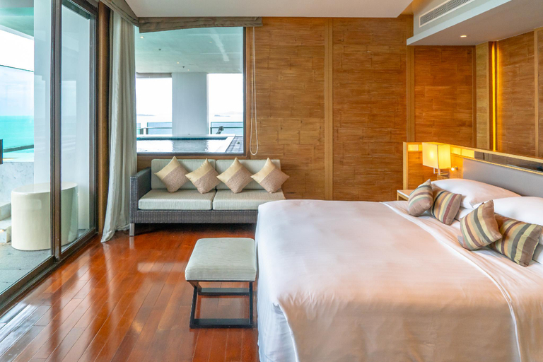 Bedroom 13