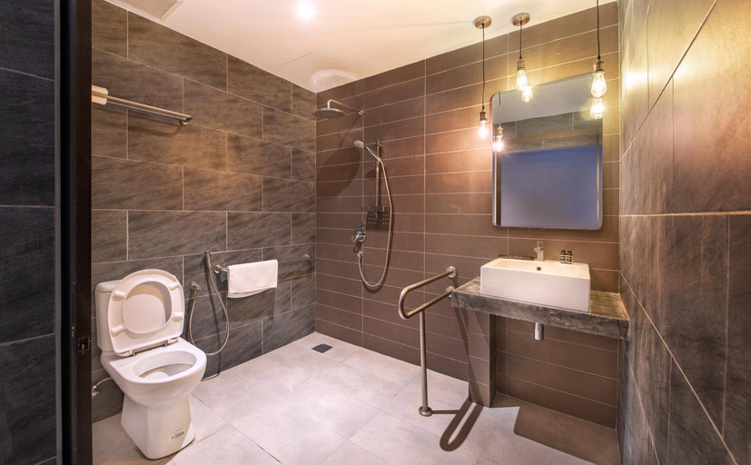 Bathroom 4, Orange Business Hotel Petaling Jaya, Petaling Jaya
