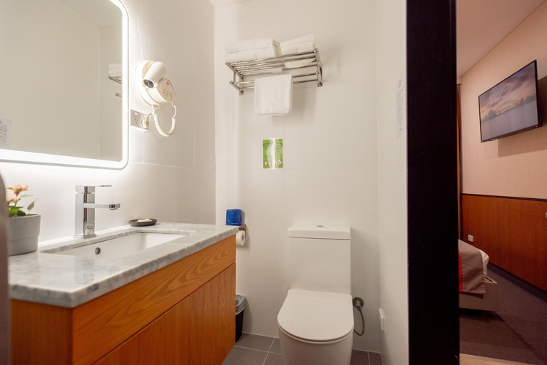 Bathroom 1